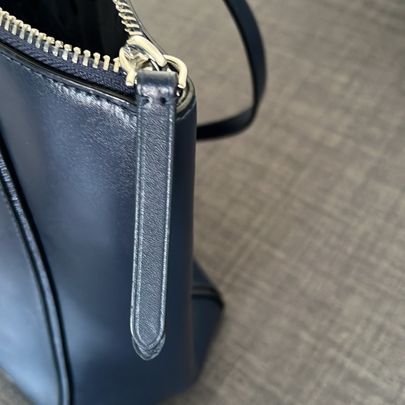 Kate Spade genuine leather medium tote - Picture 10 of 16